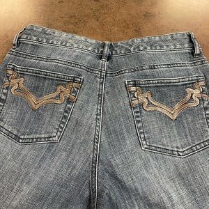 Michael Kors womans Stone Washed Jeans in a Size 8l